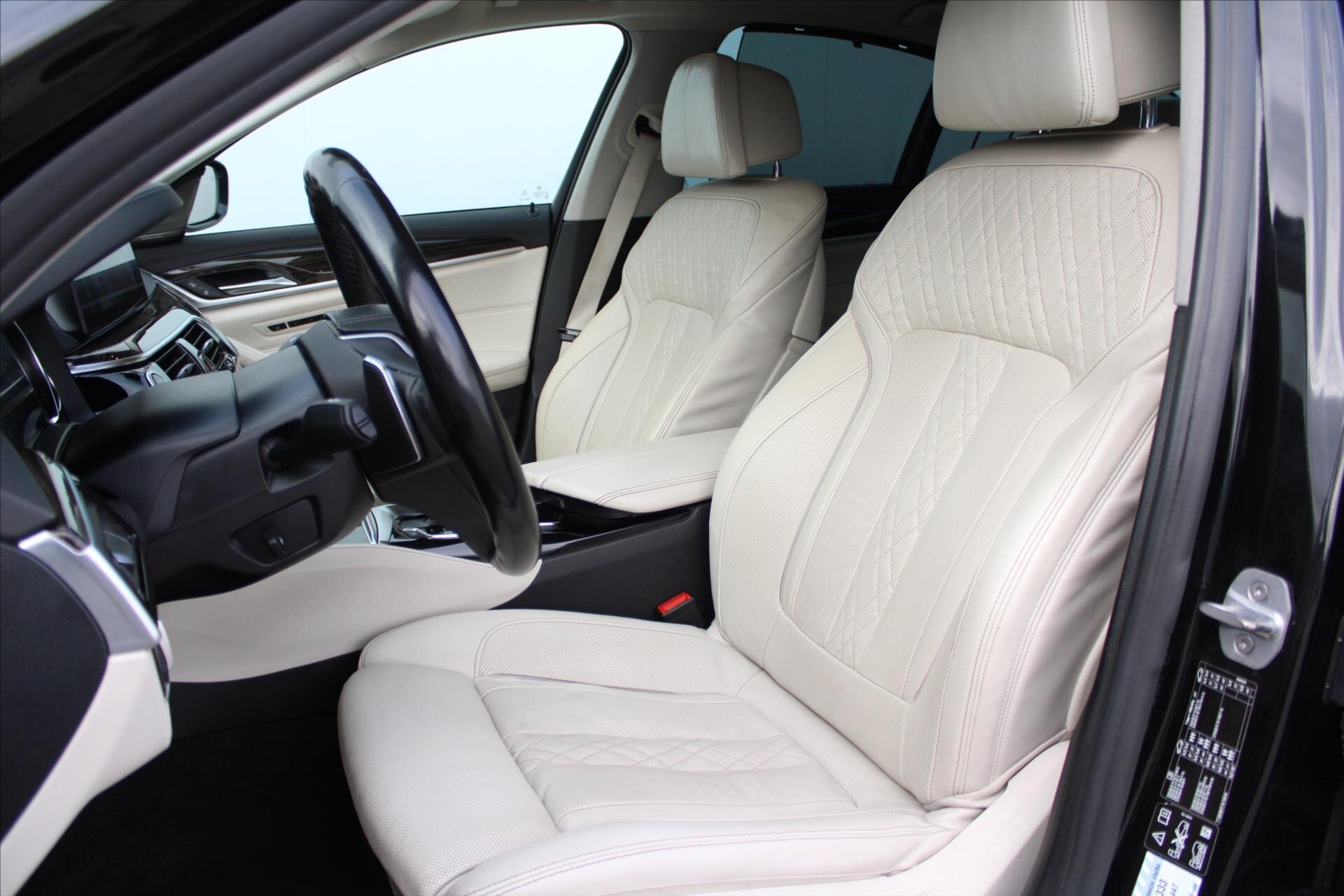 BMW Řada 5 Sedan / Limuzína 3,0 l 250 kw