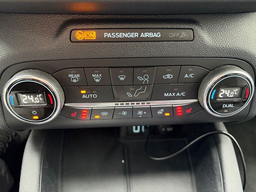 Ford Kuga SUV / Terénní 2,5 l 140 kw