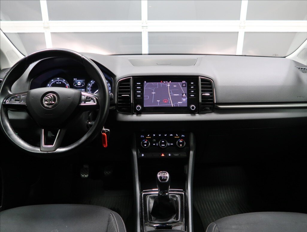 Škoda Karoq SUV / Terénní 1,5 l 110 kw