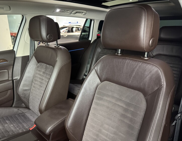 Volkswagen Passat 24