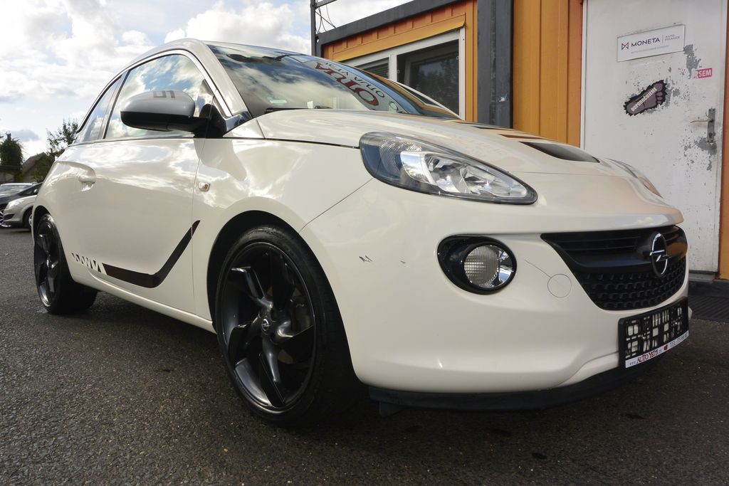 Opel Adam