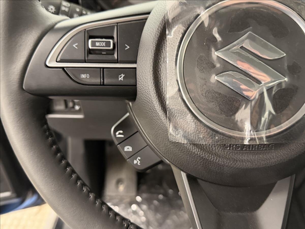 Suzuki Jimny SUV 1,5 l 75 kw