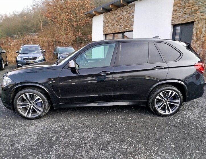 BMW X5 SUV 3,0 l 280 kw