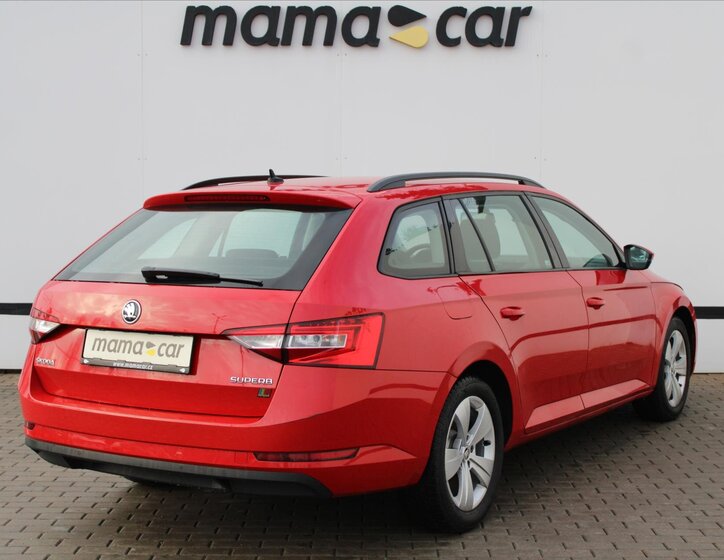Škoda Superb Kombi 1,4 l 110 kw