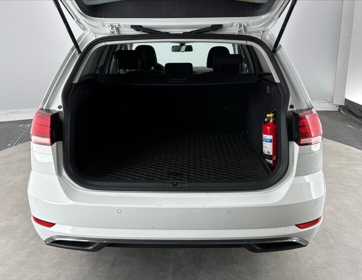 Volkswagen Golf Kombi 1,5 l 96 kw