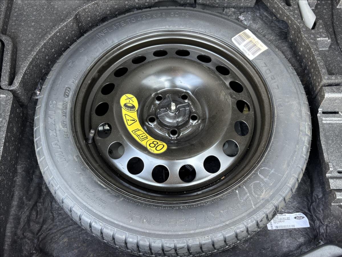 Ford Kuga SUV / Terénní 2,0 l 88 kw