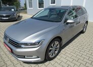 Volkswagen Passat 1