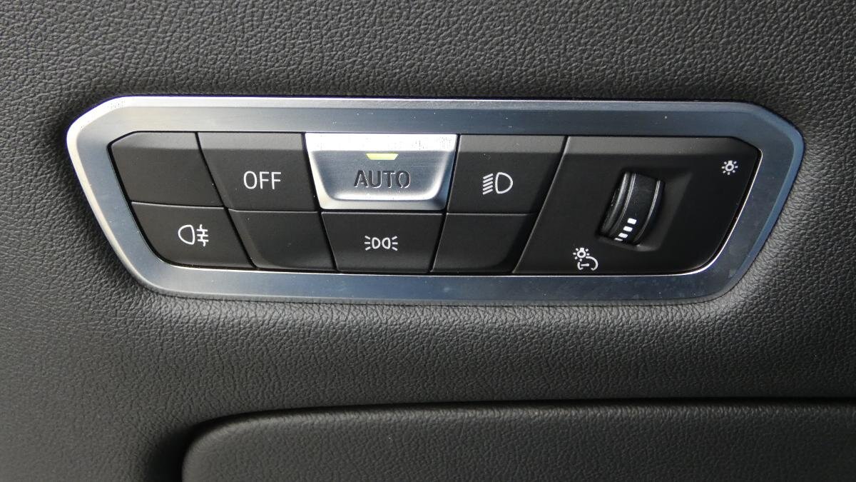 BMW X5 SUV / Terénní 3,0 l 245 kw