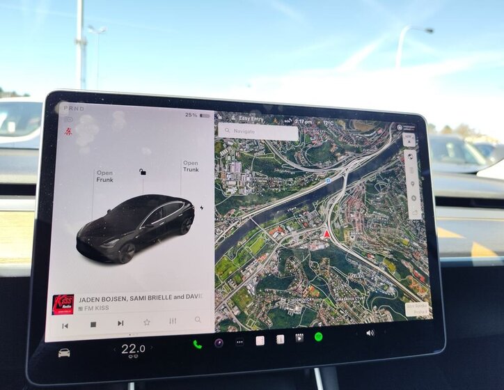 Tesla Model 3 Sedan / Limuzína 0,0 155 kw