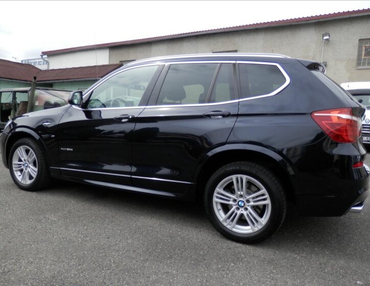 BMW X3 SUV / Terénní 2,0 l 140 kw