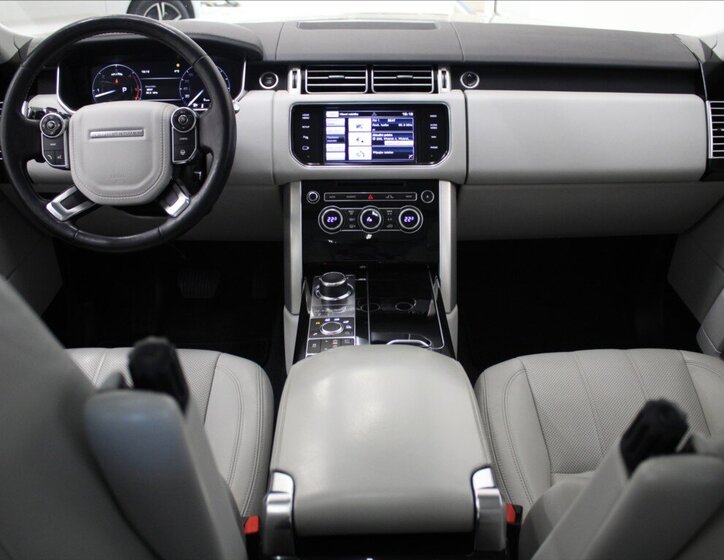 Land Rover Range Rover SUV / Terénní 3,0 l 190 kw