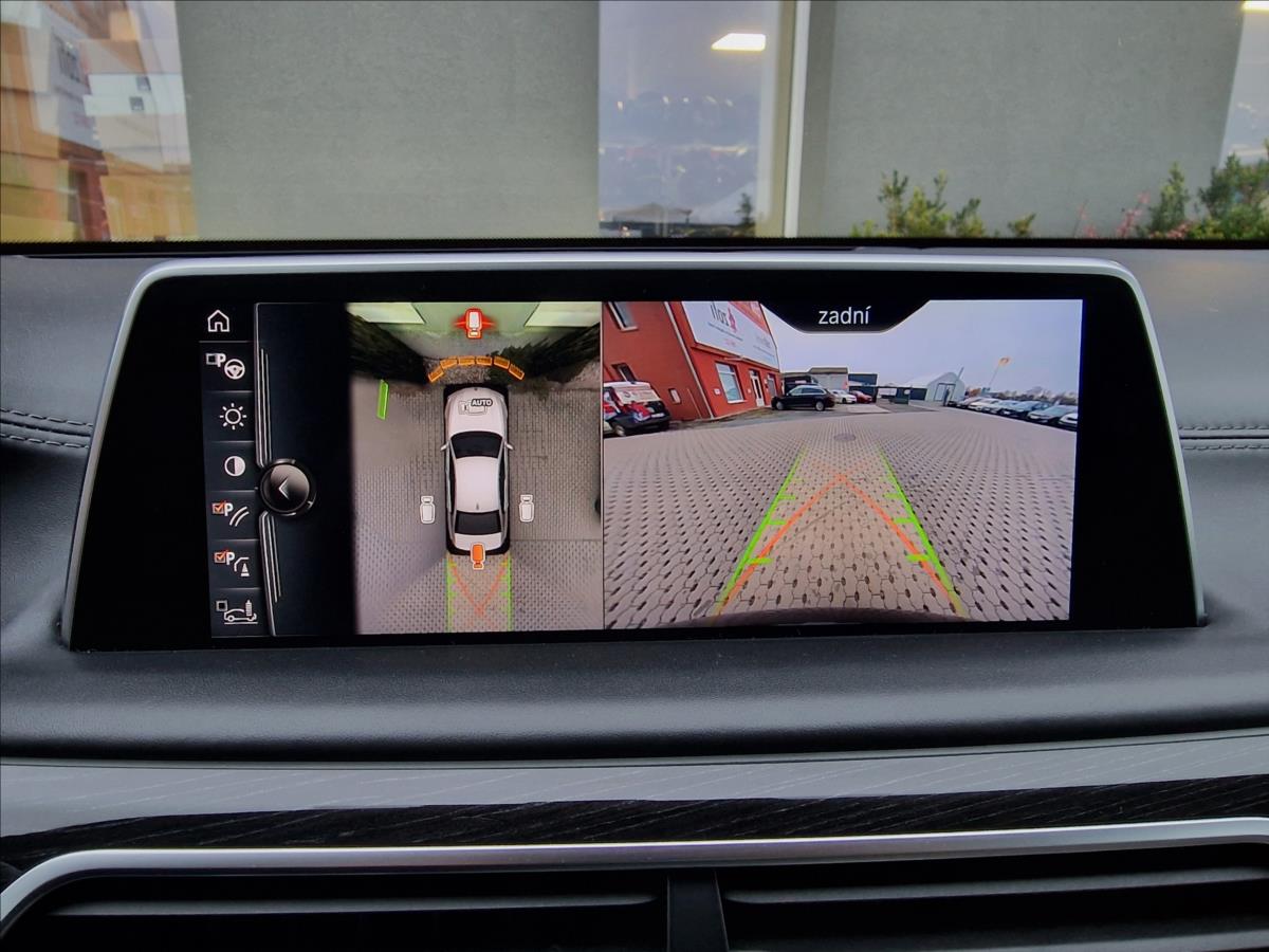 BMW Řada 7