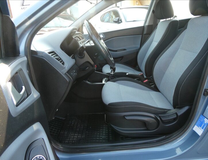 Hyundai i20 Hatchback 1,1 l 55 kw