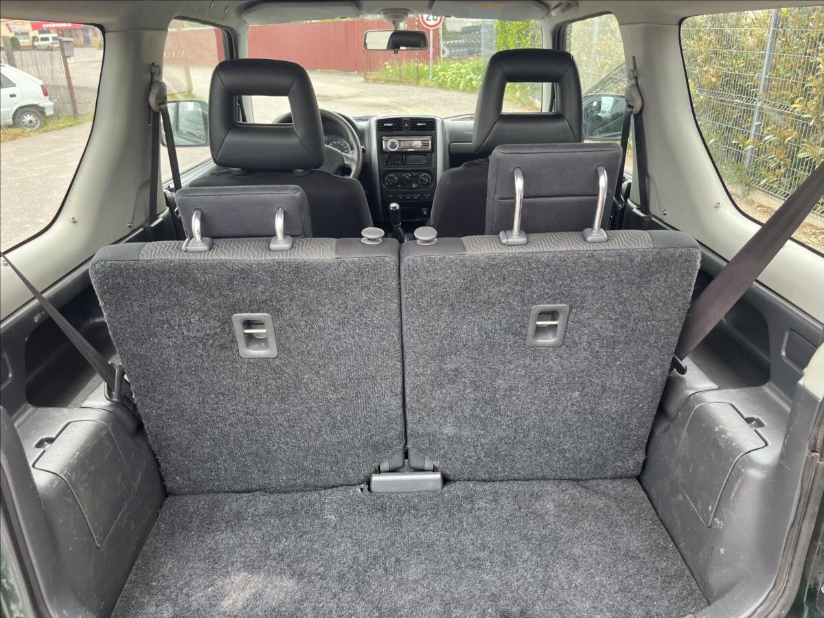 Suzuki Jimny SUV / Terénní 1,3 l 63 kw