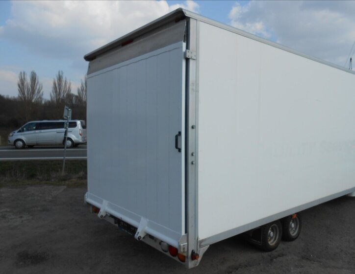 Volkswagen Transporter Kombi 2,0 l 75 kw