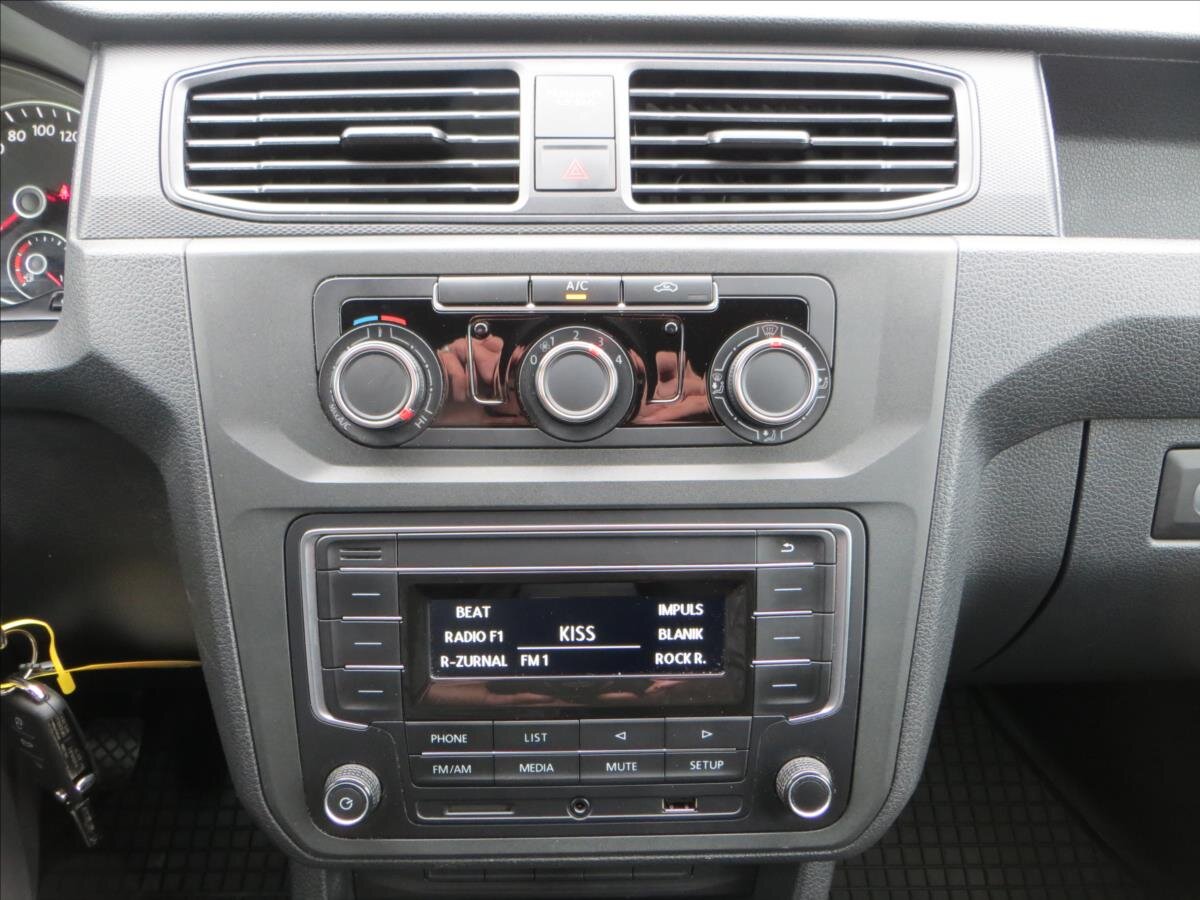 Volkswagen Caddy Skříň 1,4 l 81 kw