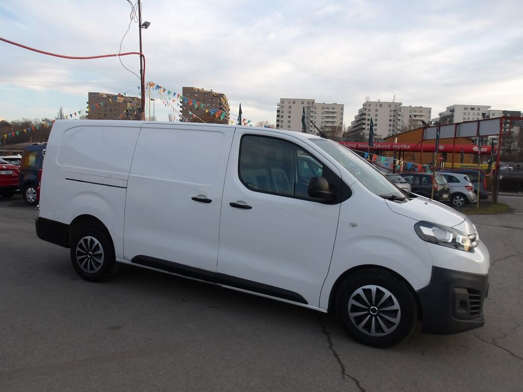 Toyota ProAce Skříň 2,0 l 90 kw