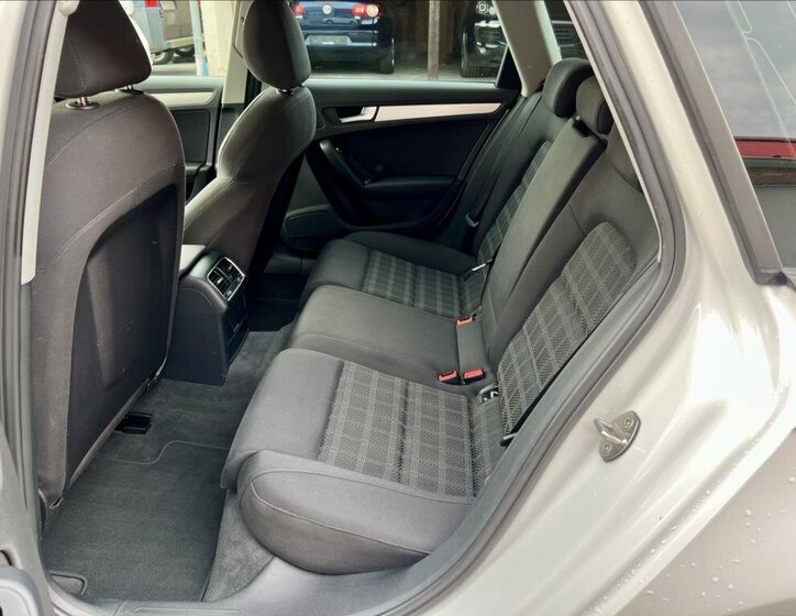 Audi A4 Kombi 2,0 l 110 kw