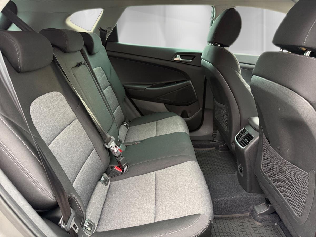 Hyundai Tucson SUV 1,6 l 100 kw