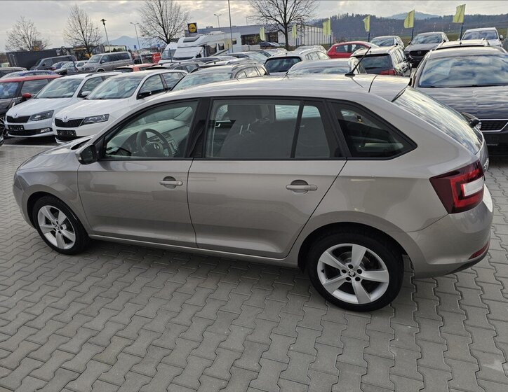 Škoda Rapid 9