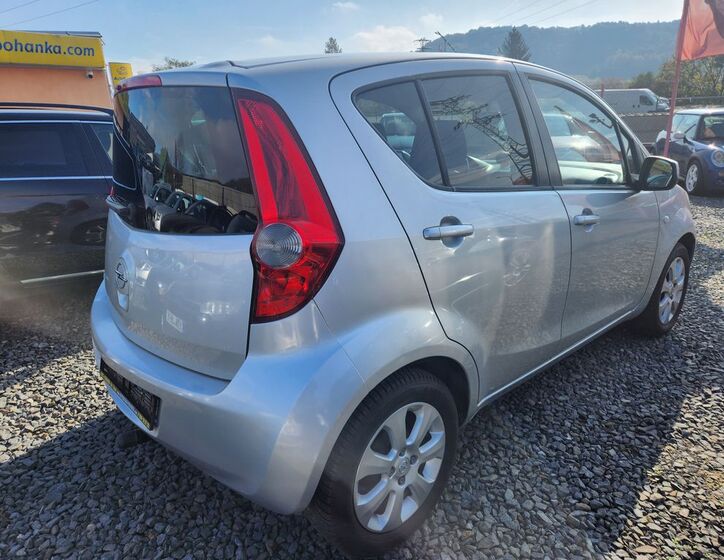 Opel Agila 13