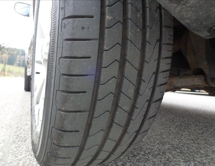 Mitsubishi Outlander Kombi 2,3 l 130 kw