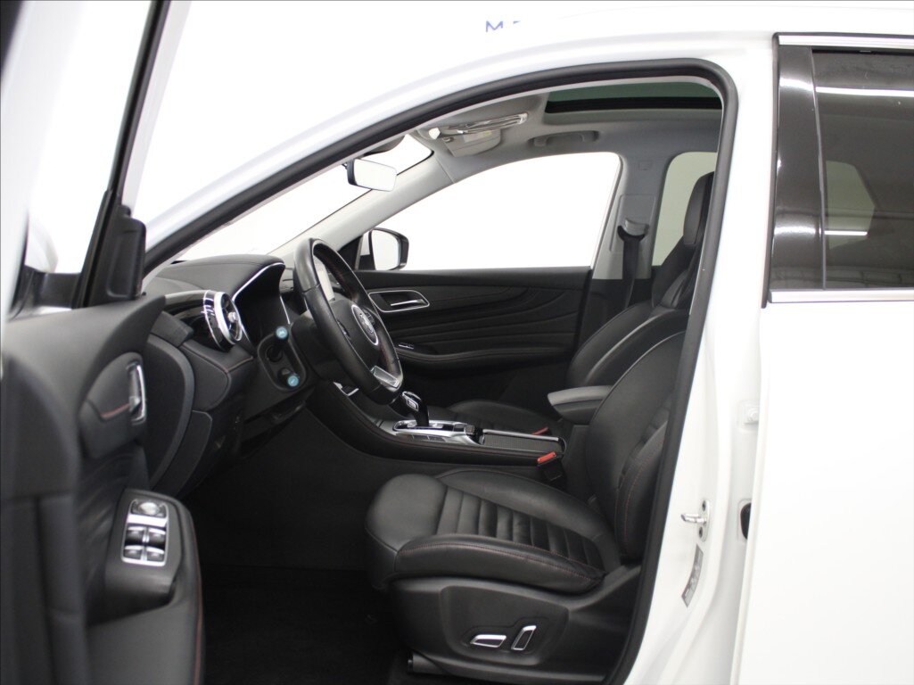 MG EHS SUV / Terénní 1,5 l 190 kw