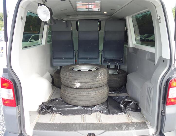 Volkswagen Transporter 13