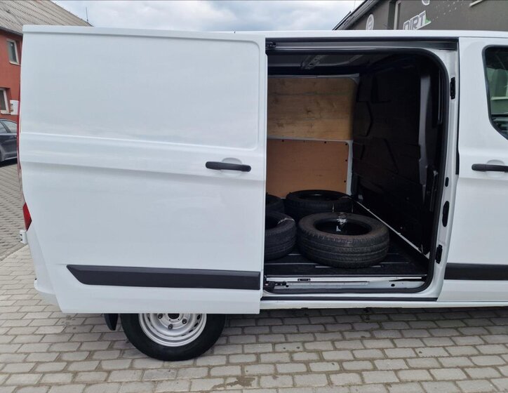 Ford Transit Custom Skříň 2,0 l 77 kw