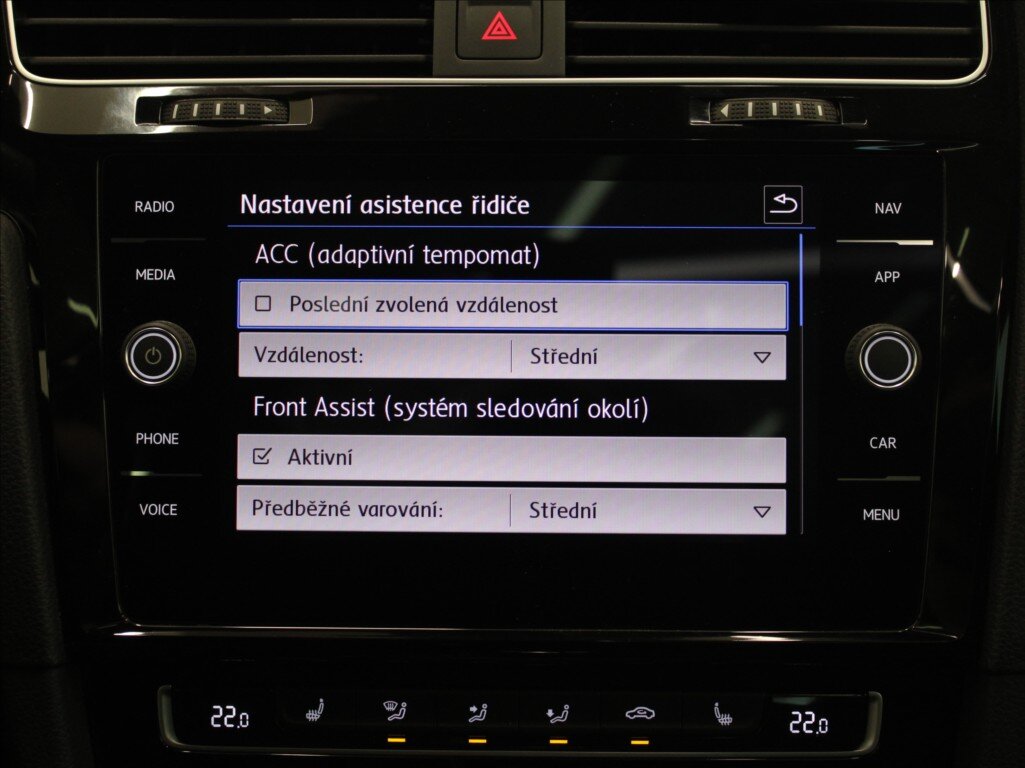 Volkswagen Golf Kombi 2,0 l 221 kw