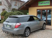 Subaru Legacy Kombi 2,0 l 121 kw