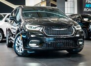 Chrysler Pacifica MPV 3,6 l 221 kw