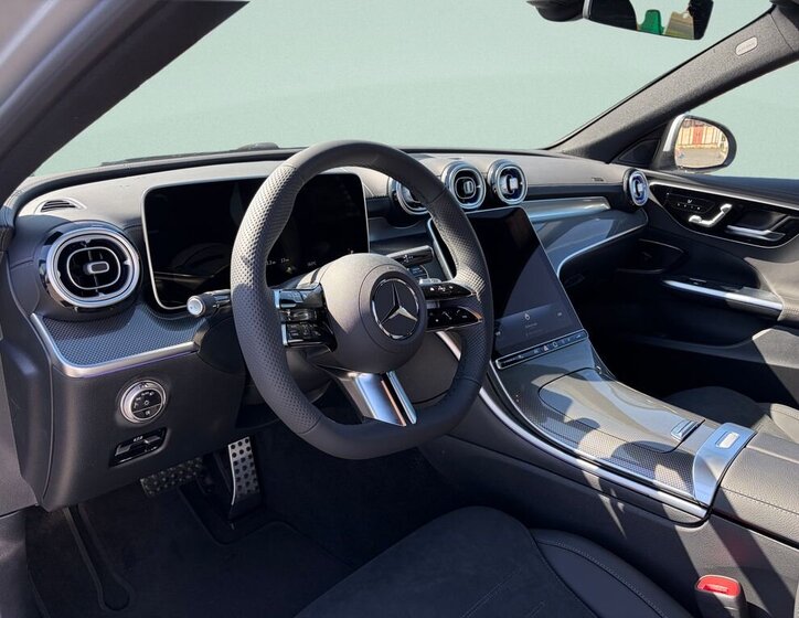 Mercedes-Benz Třídy C Sedan / Limuzína 2,0 l 162 kw