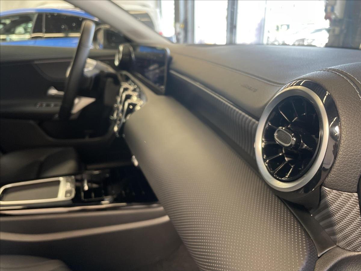 Mercedes-Benz CLA Kombi 1,3 l 120 kw