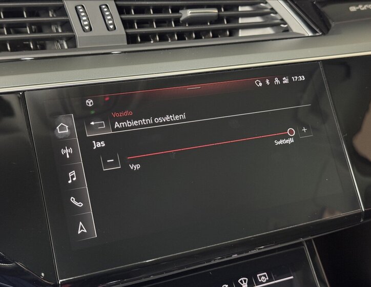 Audi e-tron SUV 0,0 300 kw