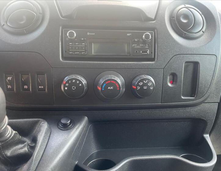 Renault Master 12