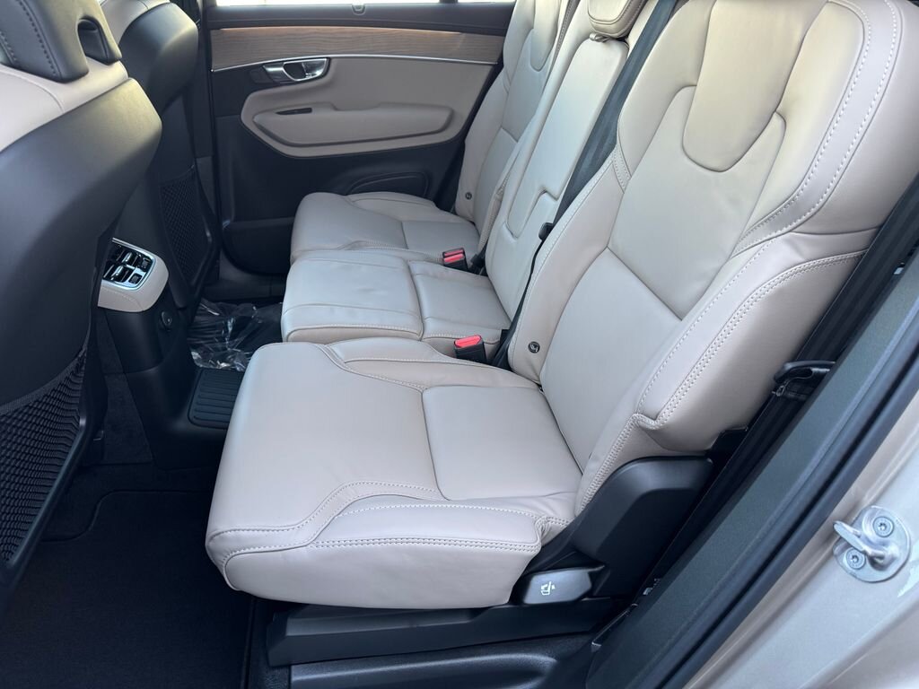 Volvo XC90 SUV / Terénní 2,0 l 335 kw
