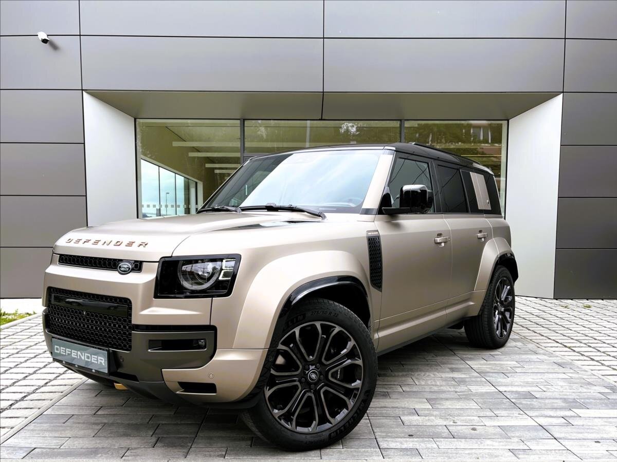 Land Rover Defender SUV / Terénní 4,4 l 467 kw