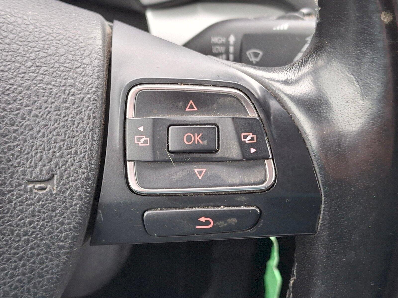 Volkswagen Golf Hatchback 1,6 l 77 kw