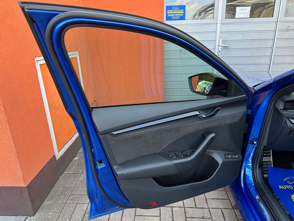 Škoda Octavia Hatchback 1,4 l 180 kw