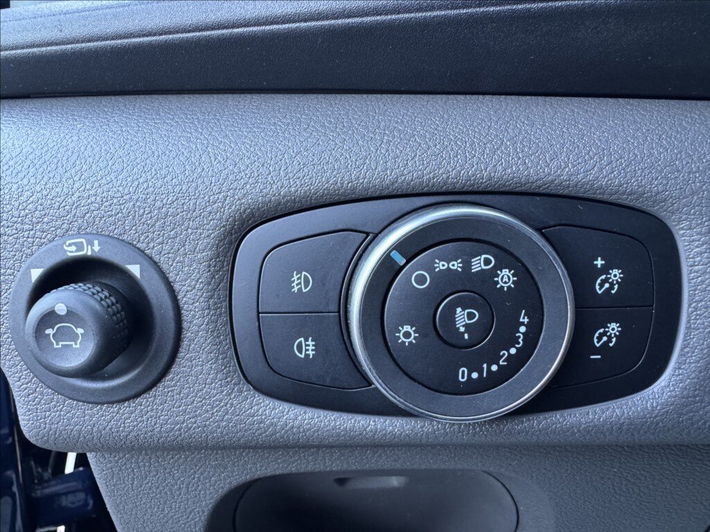 Ford Transit Kombi 2,0 l 96 kw