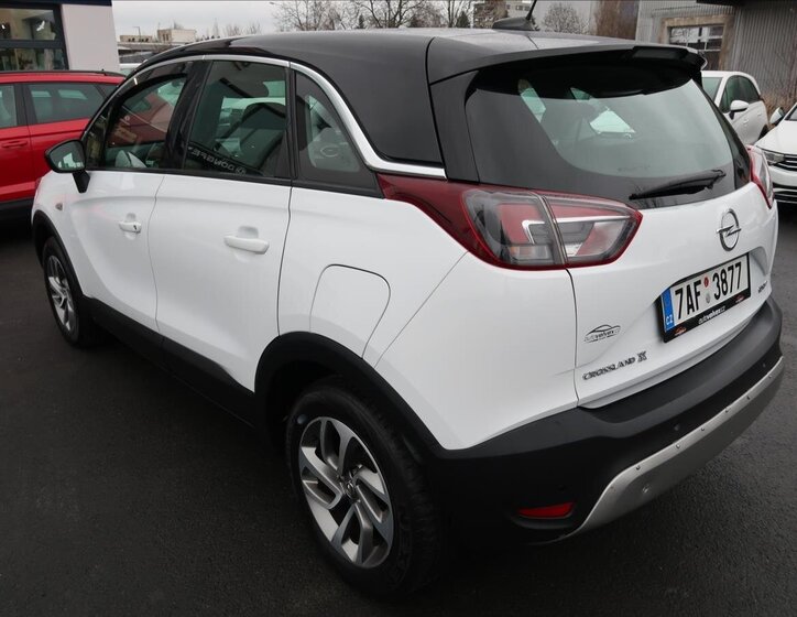 Opel Crossland X 4