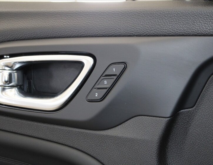 Jeep Compass SUV / Terénní 1,5 l 96 kw