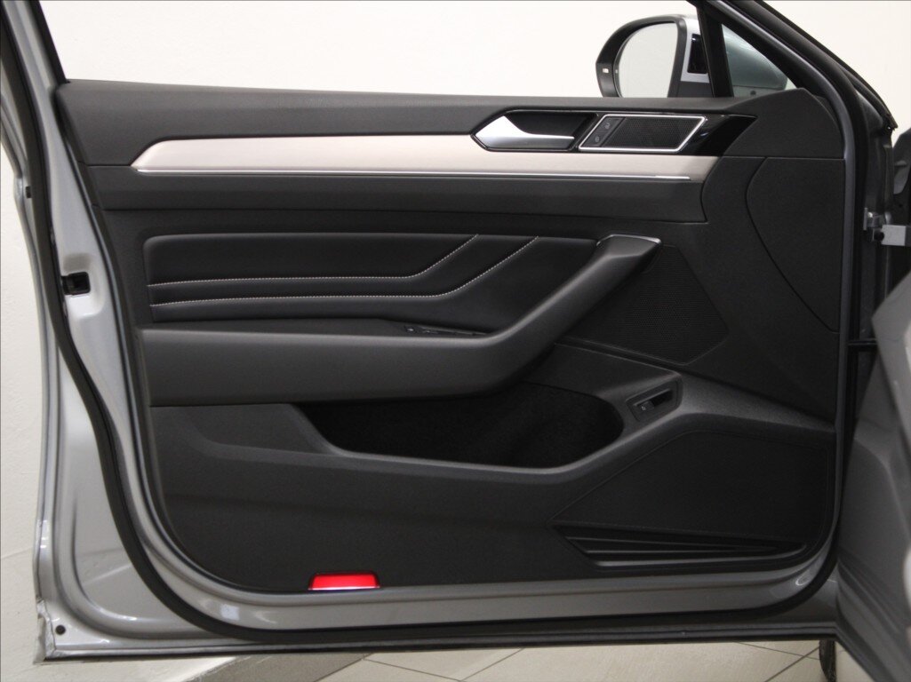 Volkswagen Passat Sedan 2,0 l 110 kw