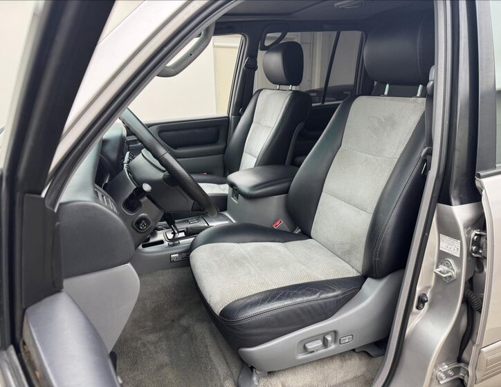 Toyota Land Cruiser SUV / Terénní 4,2 l 150 kw