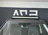 Land Rover Discovery 6