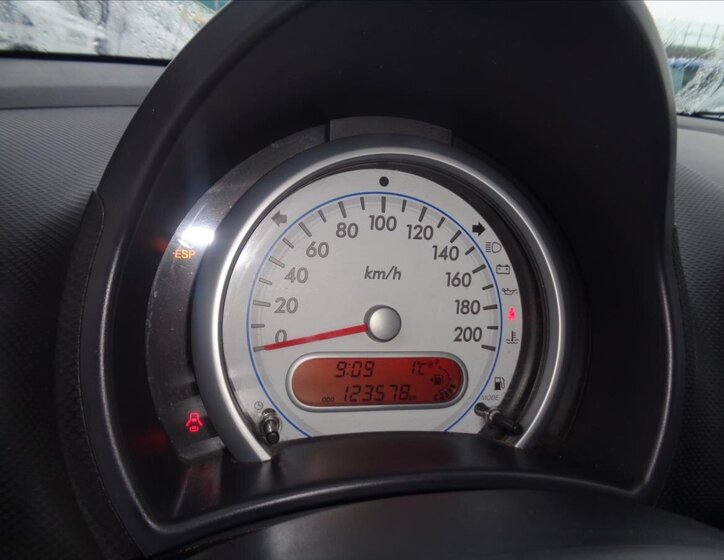 Suzuki Splash Hatchback 1,2 l 63 kw