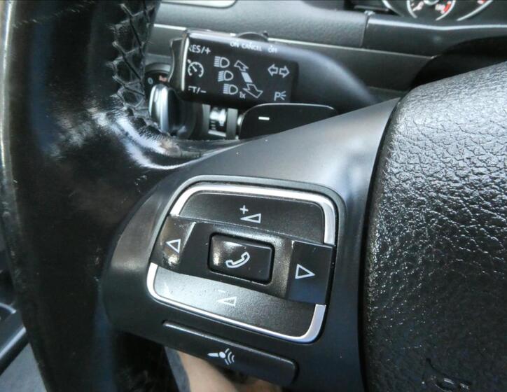 Volkswagen Touran 32