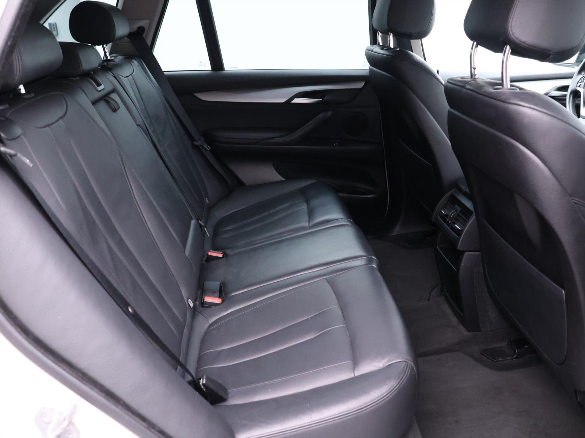 BMW X5 SUV 2,0 l 160 kw