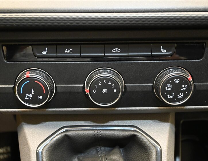 Volkswagen Transporter Skříň 2,0 l 81 kw